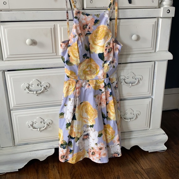 Mini Dress - Picture 2 of 4